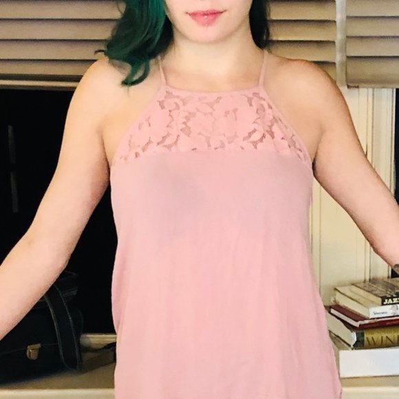 FOREVER 21 Baby Pink Lace Front Camisole GUC! - Picture 4 of 5